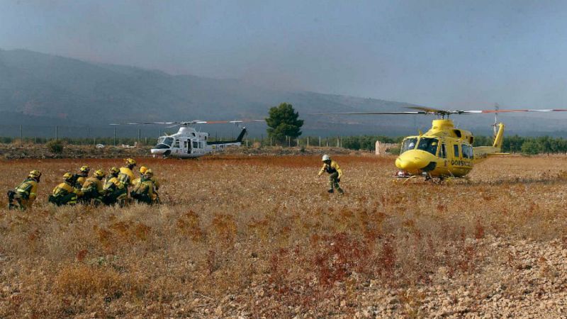 14 horas - Estabilizado el incendio de Beneixama que ha arrasado más de 800 hectáreas - Escuchar ahora