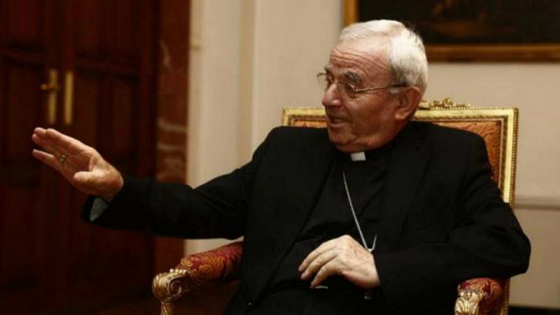 Boletines RNE - El Vaticano desautoriza al nuncio que acusó al Gobierno de resucitar a Franco - Escuchar ahora