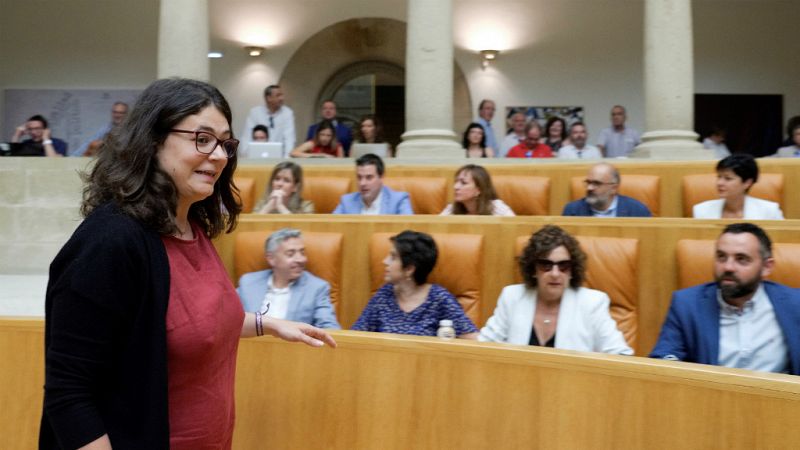 14 horas - La única diputada de Podemos impide un Gobierno del PSOE en La Rioja  - Escuchar ahora