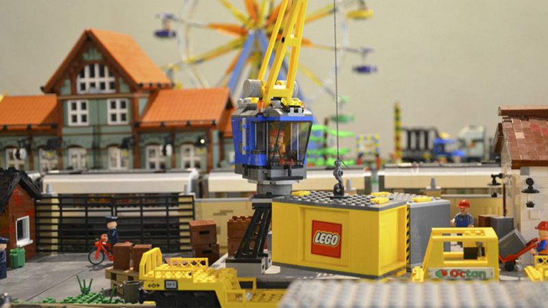 Reportajes Emisoras - Gijón. Universo Lego - 23/07/19 - Escuchar ahora