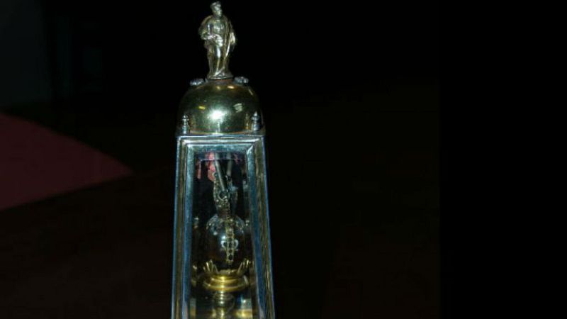 24 horas fin de semana - 20 horas - La sangre de San Pantaleón y la profecía - Escuchar ahora