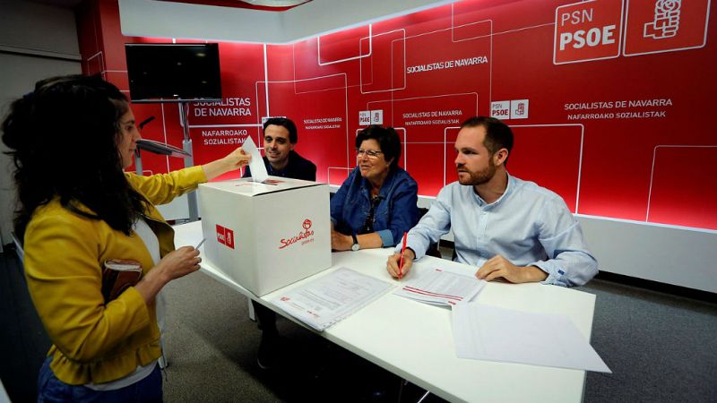 24 horas fin de semana - 20 horas - Las bases del PSOE en Navarra avalan el pacto para el Gobierno de coalición - Escuchar ahora