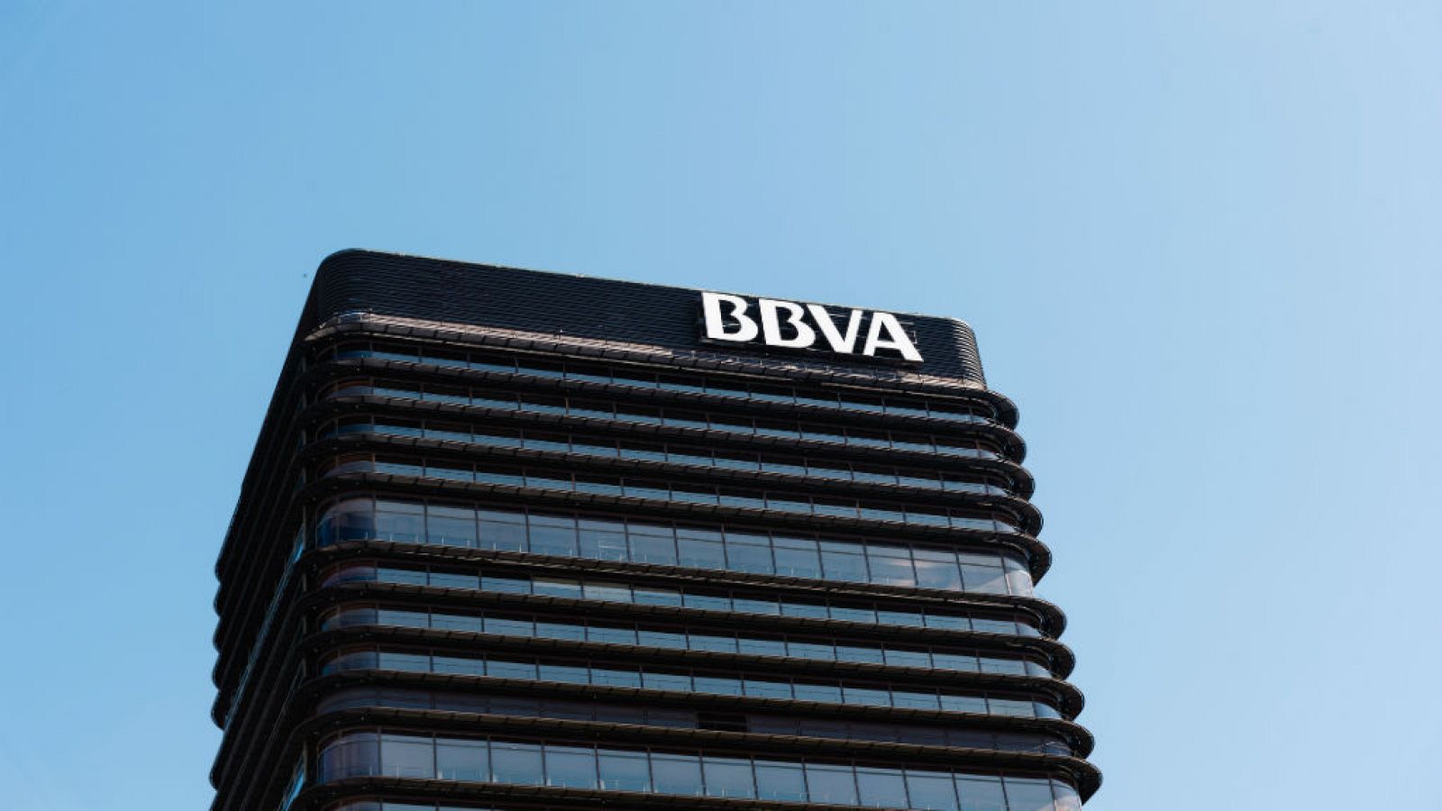 Boletines RNE - La Audiencia Nacional imputa al BBVA en el 'caso Villarejo' 