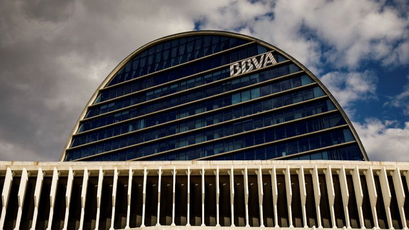  Boletines RNE - El Consejero Delegado del BBVA admite que el 'caso Villarejo' afecta a su reputación  - Escuchar Ahora 