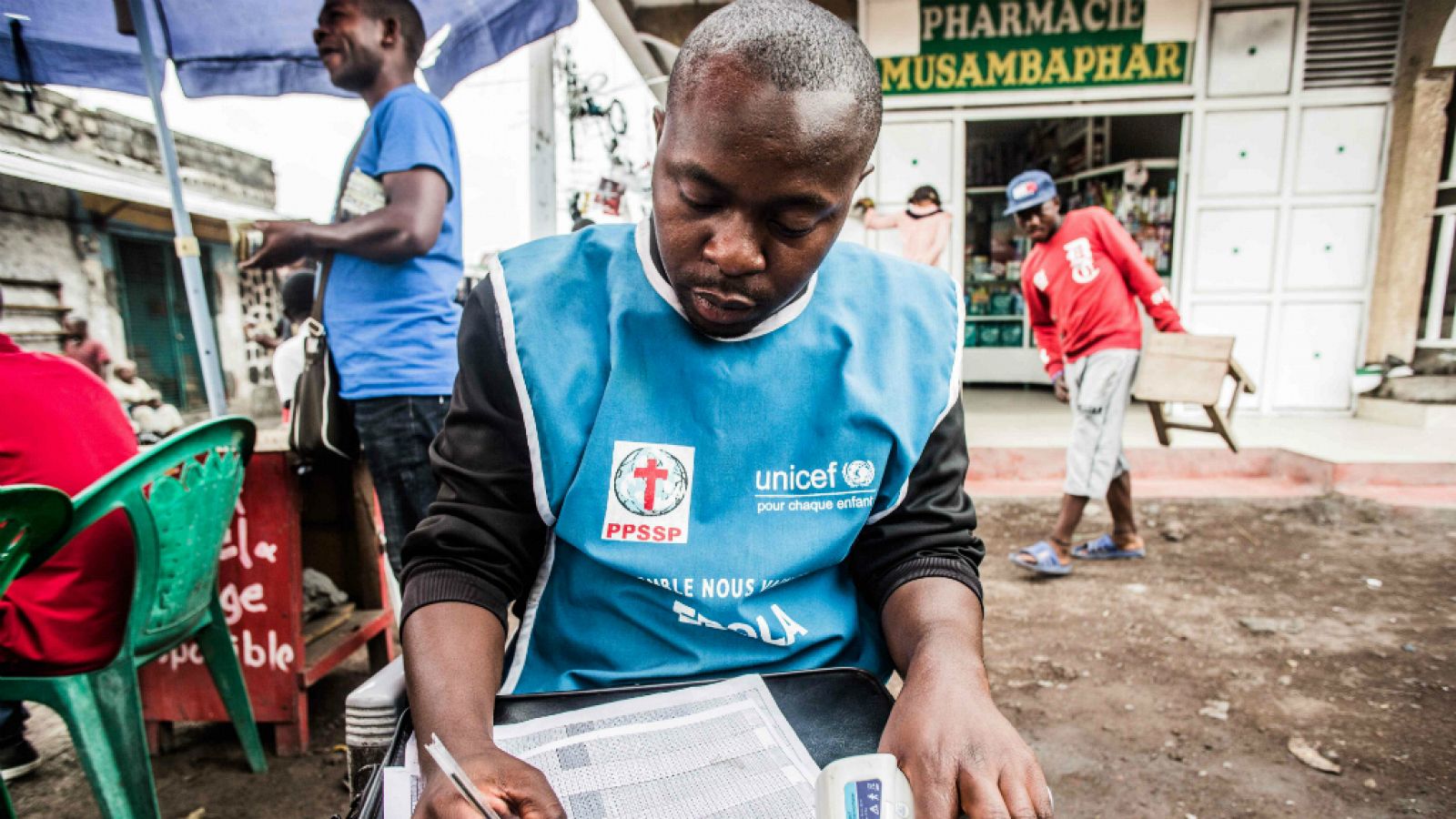 Las mañanas de RNE con Íñigo Alfonso - El ébola en el Congo: una epidemia impredecible - Escuchar ahora