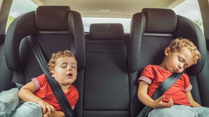 14 horas - ¿Qué precauciones debemos tomar si viajamos en coche con niños? - Escuchar ahora