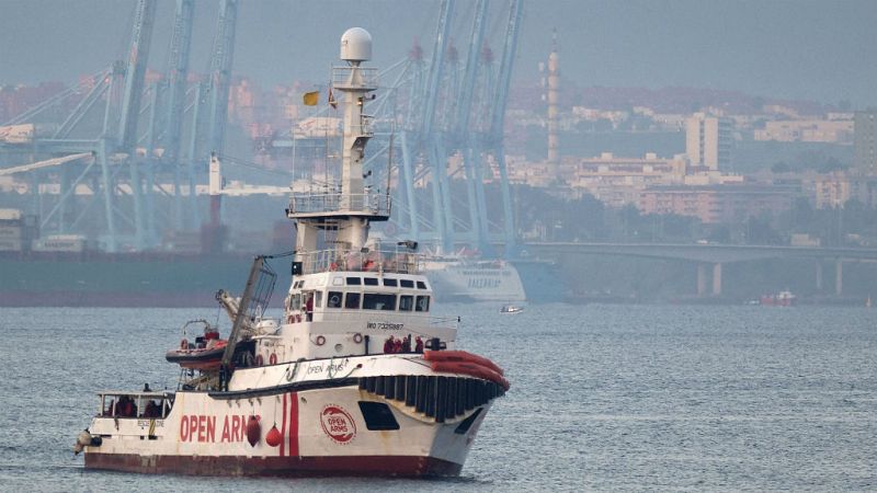 Las mañanas de RNE con Íñigo Alfonso - El Open Arms con 121 rescatados sigue esperando un puerto europeo - Escuchar ahora