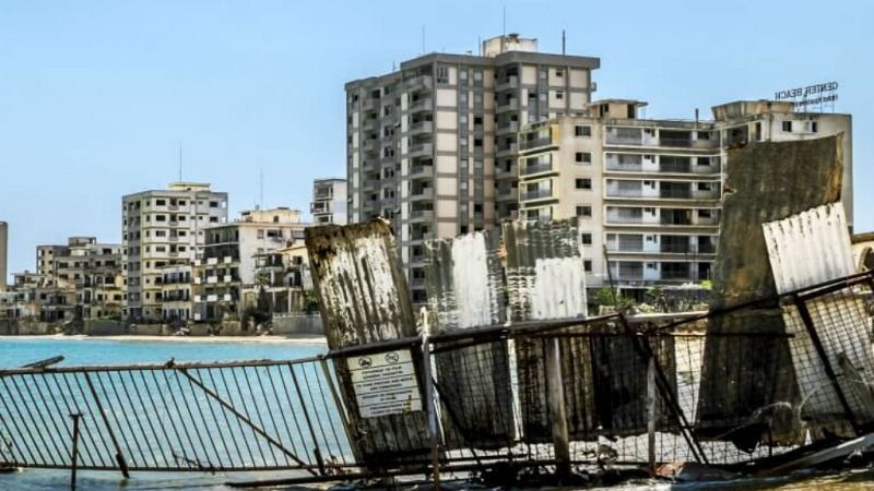  Reportajes 5 continentes - Varosha | De zona turística a campo de batalla - escuchar ahora 