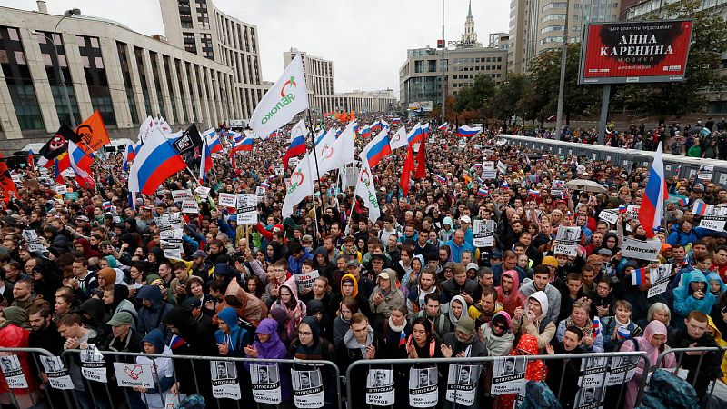 Oposición rusa hace demostración de fuerza con multitudinario mitin en Moscú - Escuchar ahroa