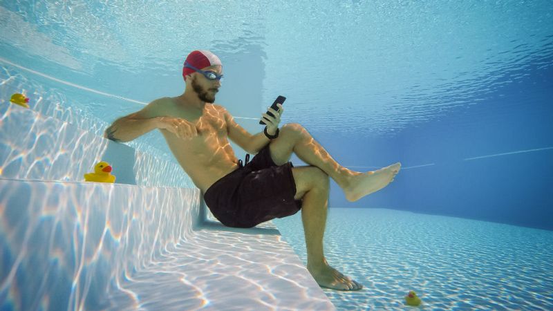 Las mañanas de RNE con Íñigo Alfonso - No desconectar el móvil en vacaciones provoca estrés - Escuchar ahora