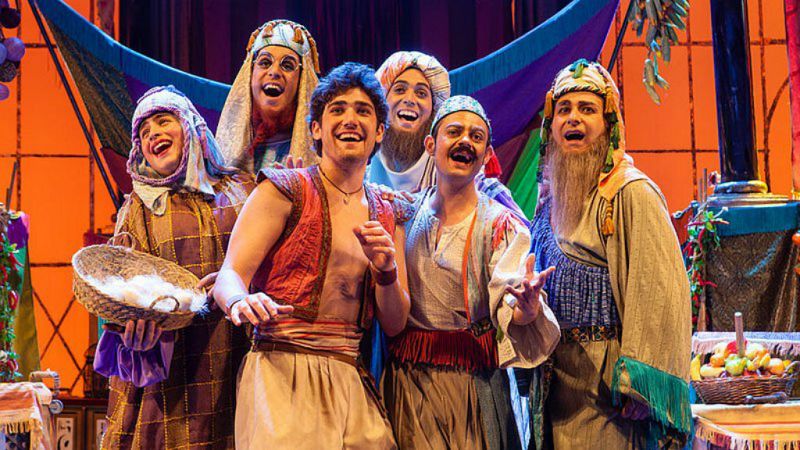  14 horas - El musical Aladdín llega a España - escuchar ahora