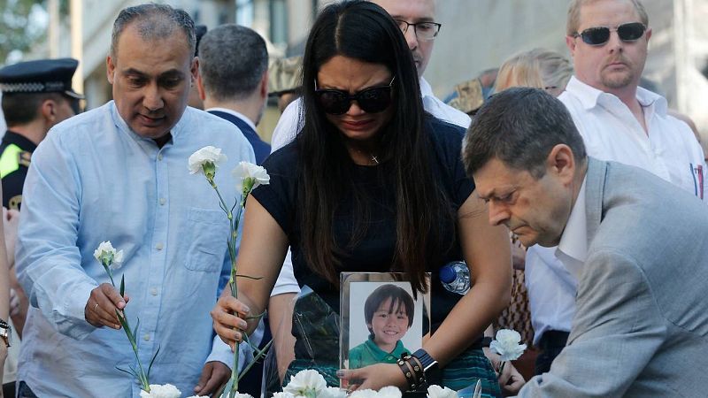 14 horas fin de semana - Los políticos no guardan silencio en el aniversario como pedían la familias de las víctimas - Escuchar ahora