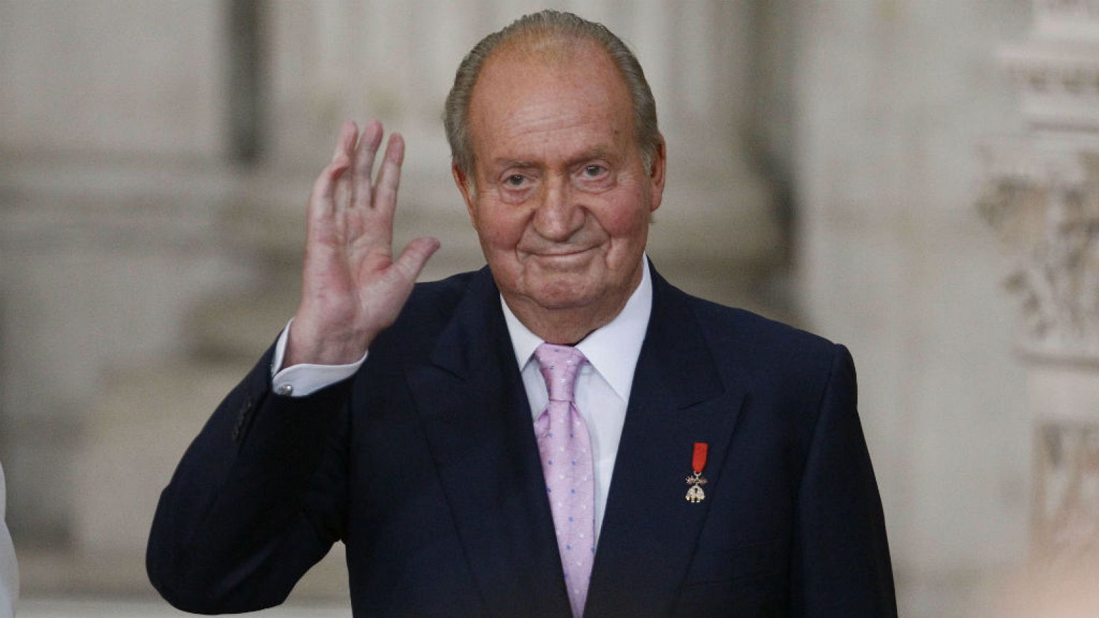 Boletines RNE - El rey Juan Carlos será operado del corazón este sábado - Escuchar ahora