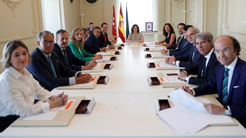 Los nuevos consejeros de educación y Economía, en RNE Madrid, en RNE Madrid. Escuchar ahora.