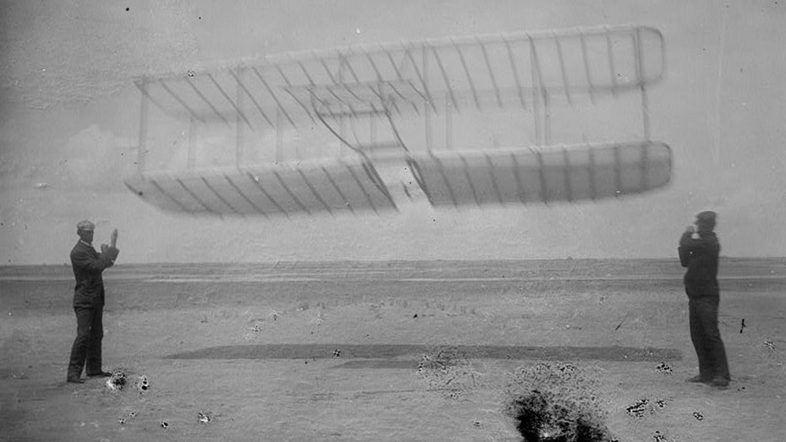 Documentos RNE - El nacimiento de la aviación