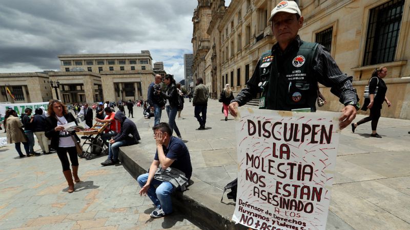 Cinco continentes - Líderes sociales en Colombia: en el punto de mira - Escuchar ahora