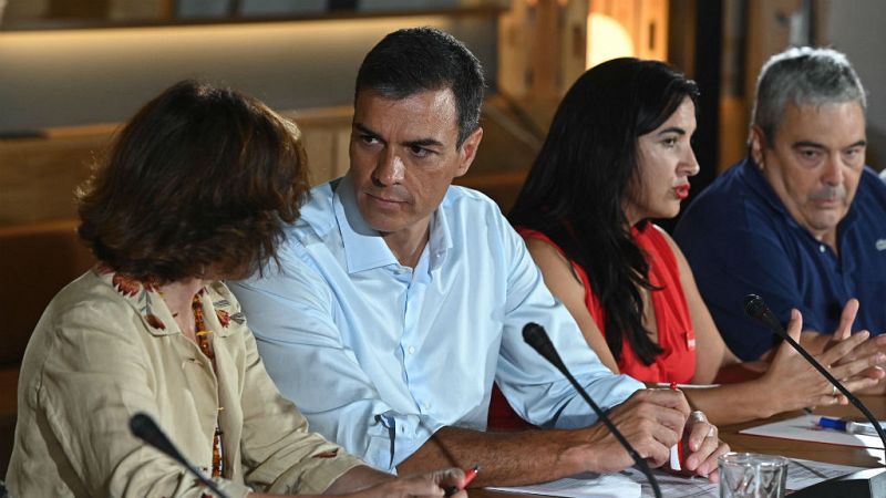 14 horas - El Gobierno insiste en que no puede transferir dinero a las Comunidades - Escuchar ahora