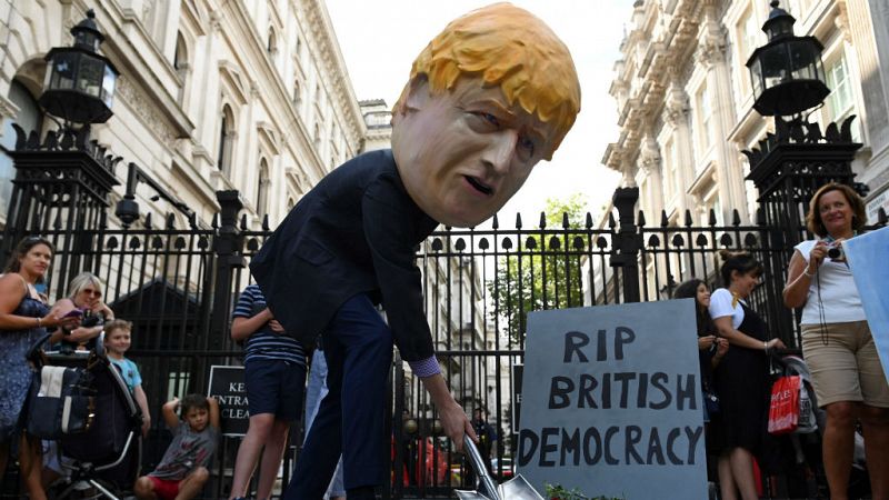 Cinco continentes - El Parlamento británico, cerrado ante el Brexit - Escuchar ahora