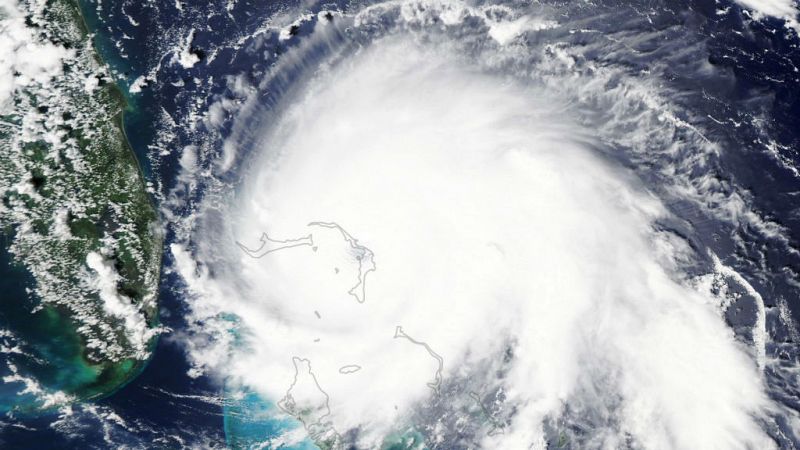 Las mañanas de RNE con Íñigo Alfonso - Cientos de miles de evacuados en el este de Florida por la llegada del huracán Dorian - Escuchar ahora