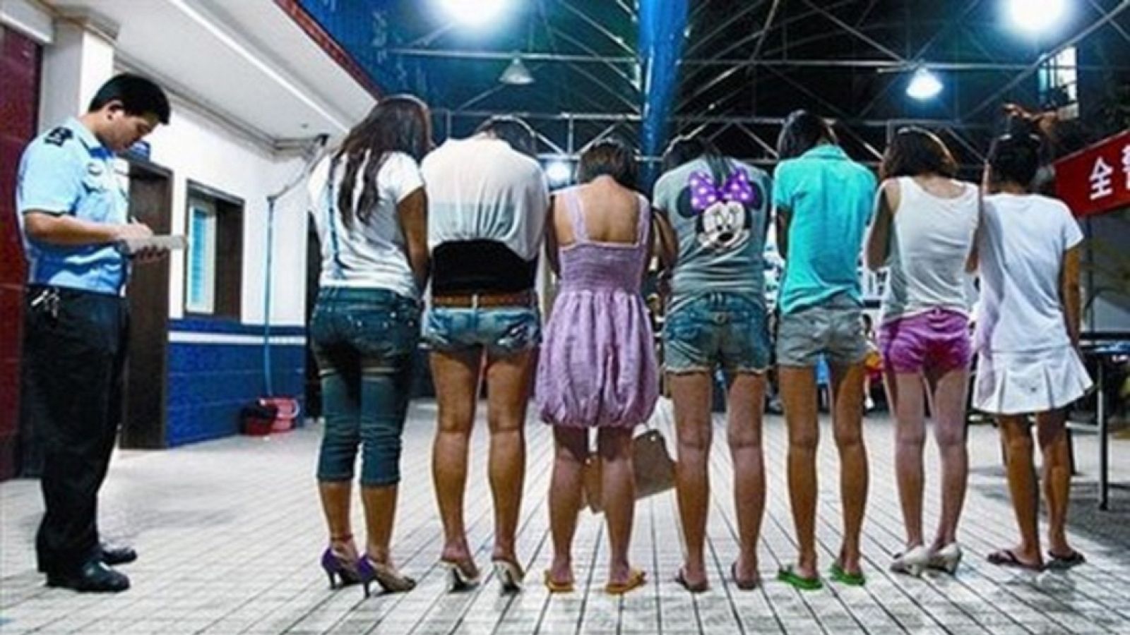 Reportajes 5 Continentes - Las redes de tratas de mujeres en China - Escuchar ahora 