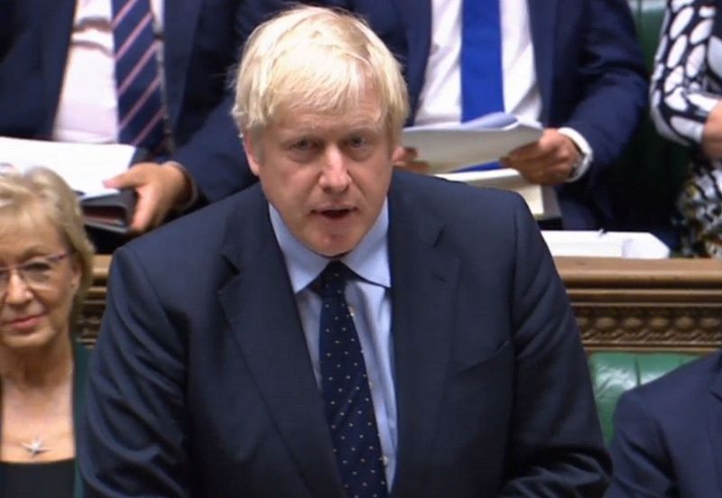 Boletines RNE - Boris Johnson pierde la mayoría absoluta - Escuchar ahora