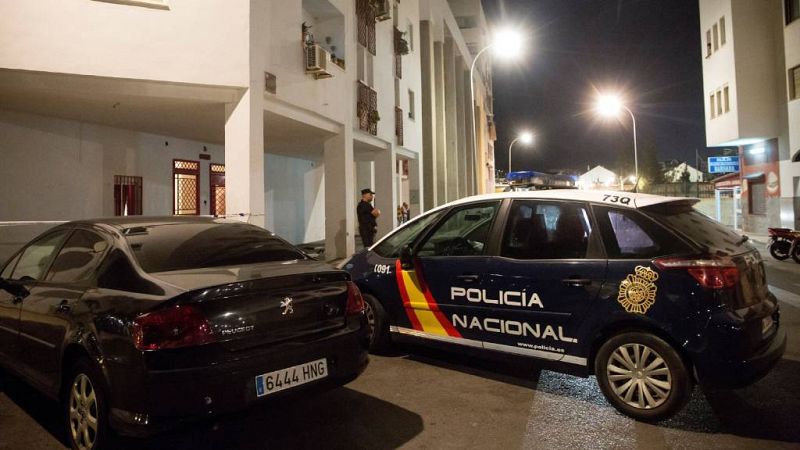 24 horas - En Barcelona muere mujer de 26 años tras ser apuñalada - Escuchar ahora