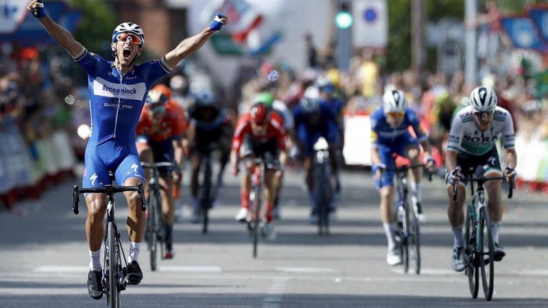 Un final emocionante en la etapa 17  de la Vuelta a Espaa - Escuchar ahora