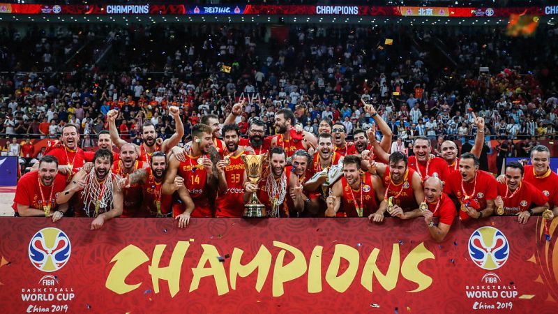 24 horas fin de semana - 20 horas - Los campeones del mundo de baloncesto celebrarán este lunes en España su segundo título - Escuchar ahora