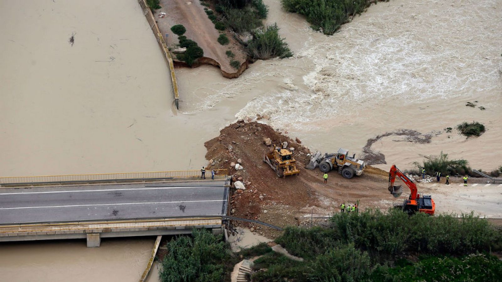 24 horas fin de semana - Con la luz del día se reanudará la búsqueda del holandés desaparecido en Dolores - Escuchar ahora