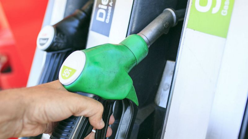  Todo noticias mañana - Roberto Centeno "El precio de petróleo puede volver a subir con fuerza" - Escuchar ahora