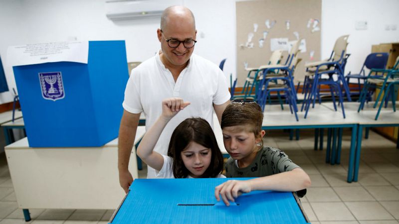 Las mañanas de RNE con Íñigo Alfonso - Abren los colegios electorales en Israel para las segundas elecciones en un año - Escuchar ahora