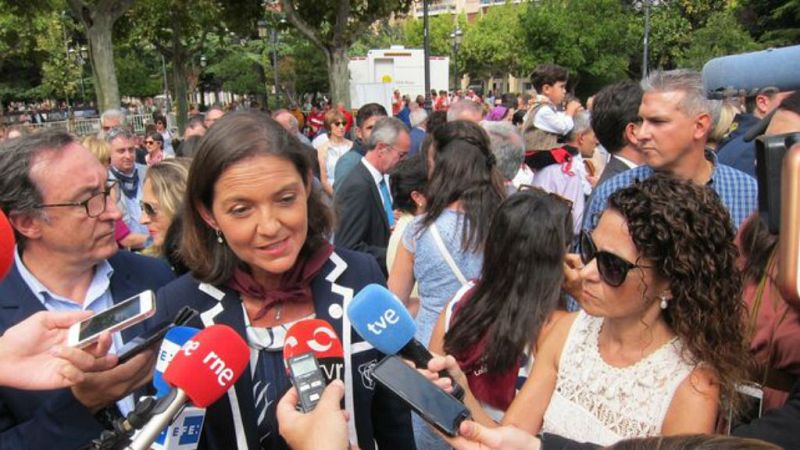 14 horas fin de semana - La ministra de Industria asegura que el Gobierno no utiliza las instituciones - Escuchar ahora