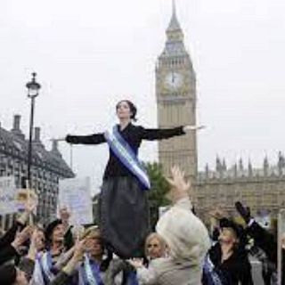 Feria del Libro Antiguo; la historia del sufragio femenino