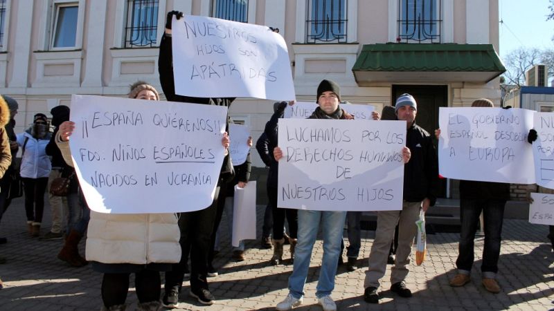 Reportajes 5 Continentes - La gestación subrogada en la Unión Europea - Escuchar ahora 