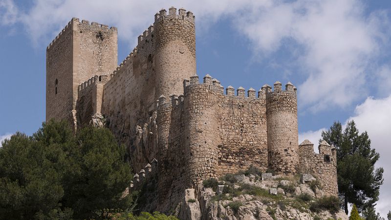Escapadas - El castillo de Almansa - 03/10/19 - Escuchar ahora