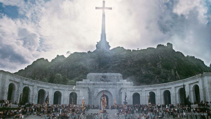 Las mañanas de RNE con Íñigo Alfonso - El entierro de Franco en el Valle de los Caídos - Escuchar ahora