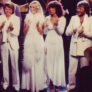 Rebobinando - Rebobinando - Abba "Super trouper" - 6/10/19 - Escuchar ahora