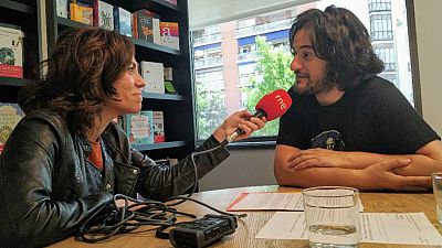 Libros de Arena - Manuel Jabois presenta "Malaherba" - Escuchar Ahora