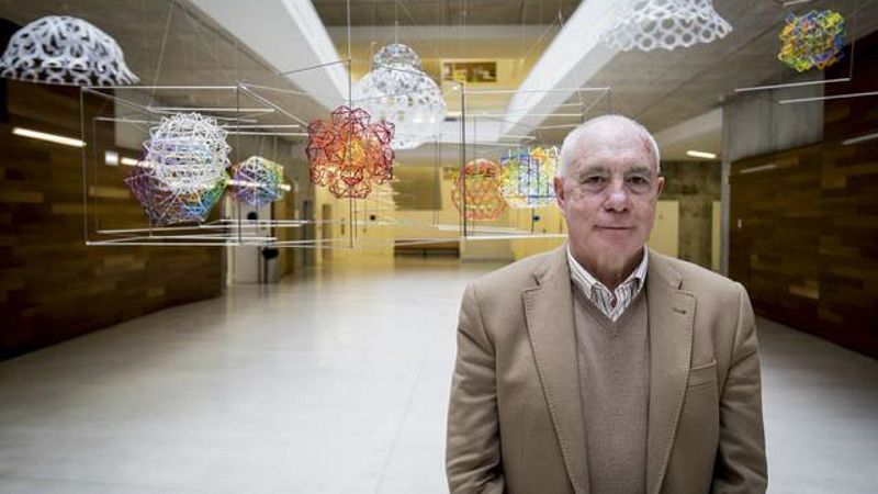 Raíz de 5 - Los Premios a la Investigación Matemática, con Paco Marcellán - 07/10/19 - Escuchar ahora