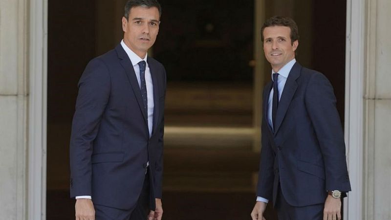 Boletines RNE - Sánchez y Casado abordan la situación en Cataluña - Escuchar ahora