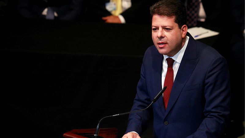  Boletines RNE - Picardo se muestra abierto a dialogar con España tras ganar las elecciones en Gibraltar - Escuchar ahora