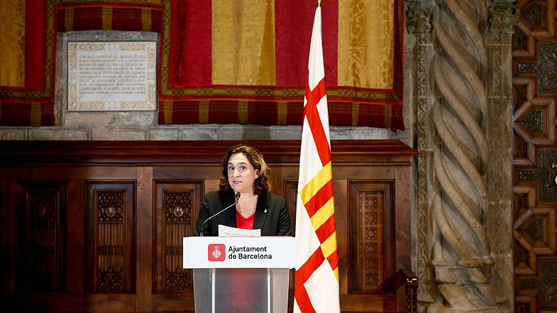 Boletines RNE - Colau insta a Sánchez y Torra a hablar con serenidad para buscar soluciones - Escuchar ahora