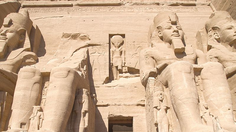 Preguntas a la historia - ¿Cómo era un templo del Egipto faraónico? - 21/10/19 - Escuchar ahora