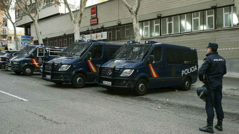 Boletines de RNE - Detenido un hombre como autor de la muerte de su pareja en Dénia, Alicante - Escuchar ahora