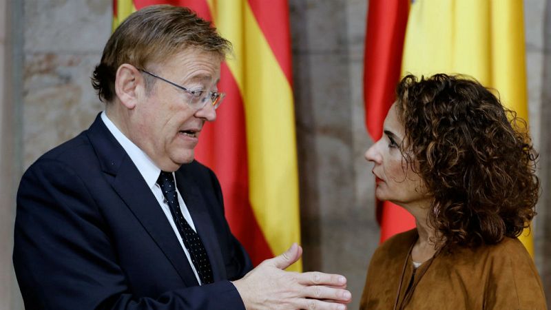 Boletines RNE - Montero niega que la Comisión Europea regañe al Gobierno - Escuchar ahora