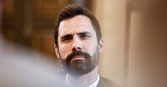 14 horas - El independentismo defenderá la autodeterminación en el Parlament
