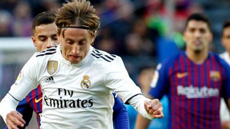 Boletines RNE - El clásico FC Barcelona-Real Madrid se disputará finalmente el 18 de diciembre - Escuchar ahora 