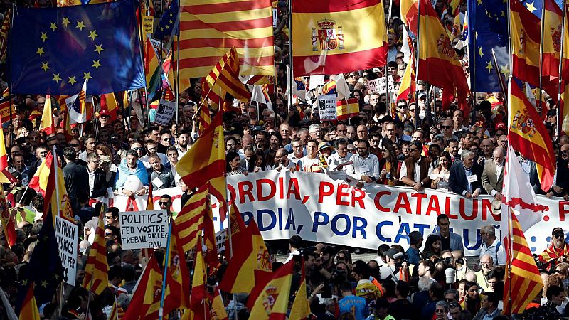 24 horas fin de semana - Los constitucionalistas se manifiestan contra el independentismo en Barcelona - Escuchar ahora