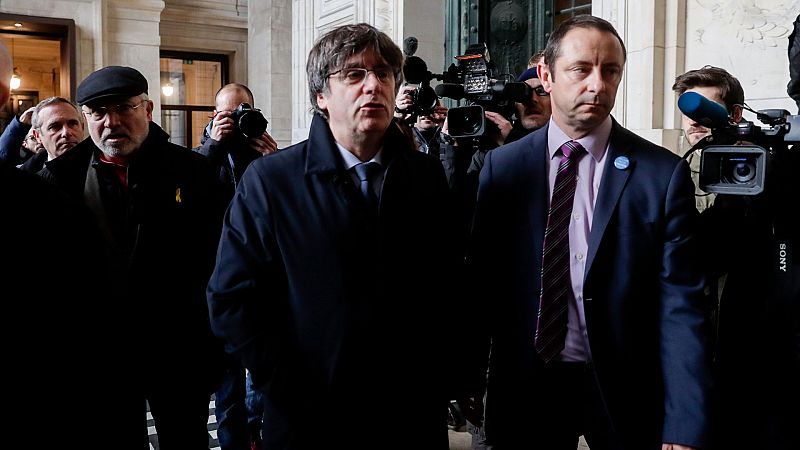 Las mañanas de RNE con Íñigo Alfonso - La Fiscalía belga apoya la entrega de Puigdemont a España por los delitos de sedición y malversación - Escuchar ahora