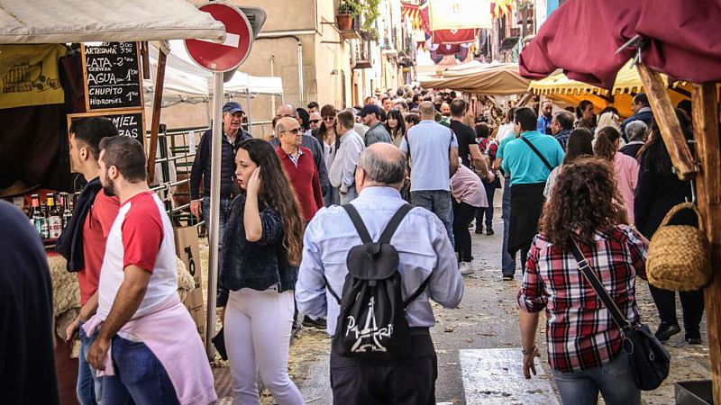 Segundo día de La Fira de Cocentaina ya supera los 250.000 visitantes - Escuchar ahora